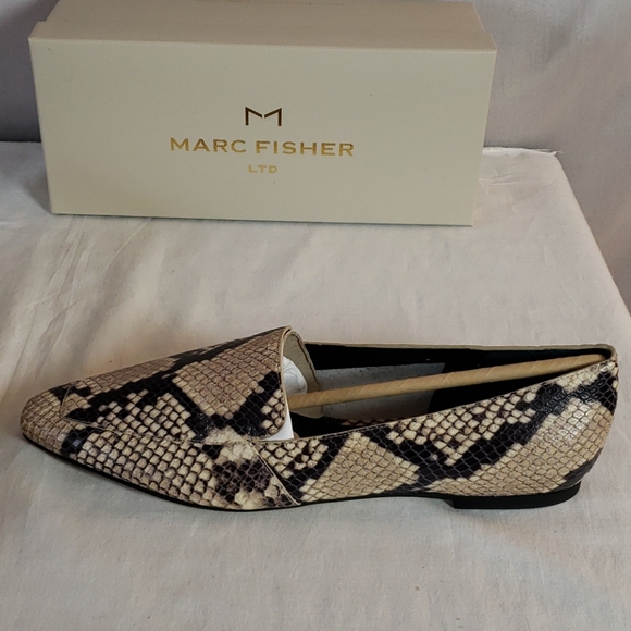 NEW Marc Fisher Enaba Square Toe Loafer - Picture 4 of 10